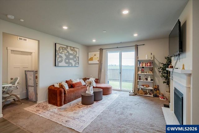 1548 Nolan Av SE, Albany, OR 97322