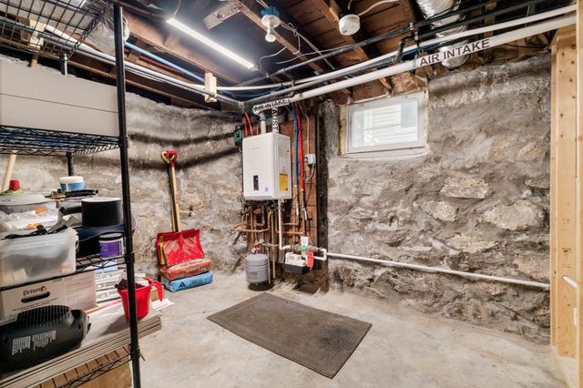 16 Cudworth Street 16, Medford, MA 02155