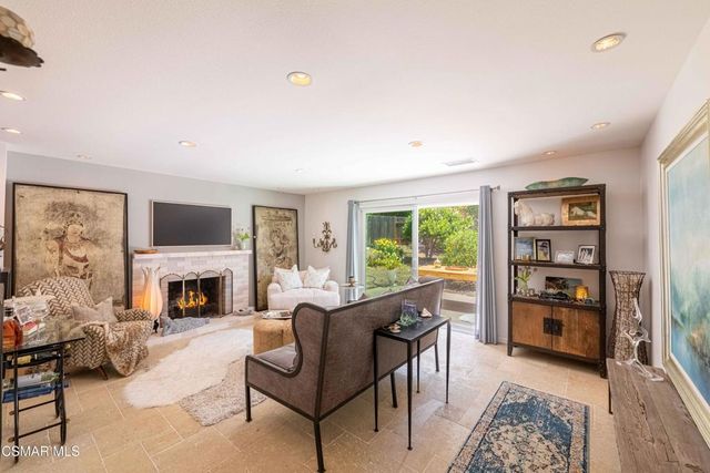 3440 Calle Quebracho, Thousand Oaks, CA 91360