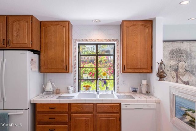 3440 Calle Quebracho, Thousand Oaks, CA 91360