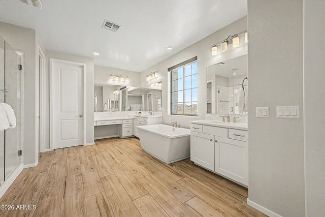 2296 E CANARY Drive, Gilbert, AZ 85297