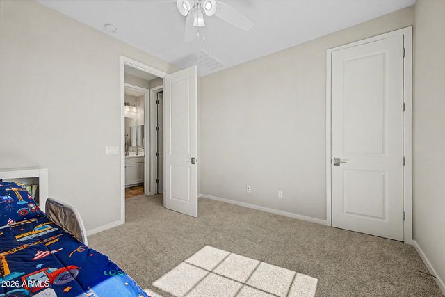2296 E CANARY Drive, Gilbert, AZ 85297