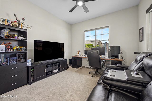 2296 E CANARY Drive, Gilbert, AZ 85297