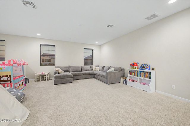 2296 E CANARY Drive, Gilbert, AZ 85297