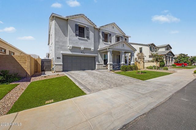 2296 E CANARY Drive, Gilbert, AZ 85297