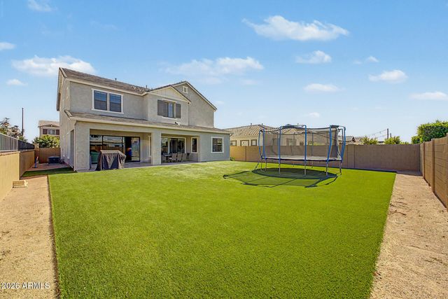 2296 E CANARY Drive, Gilbert, AZ 85297