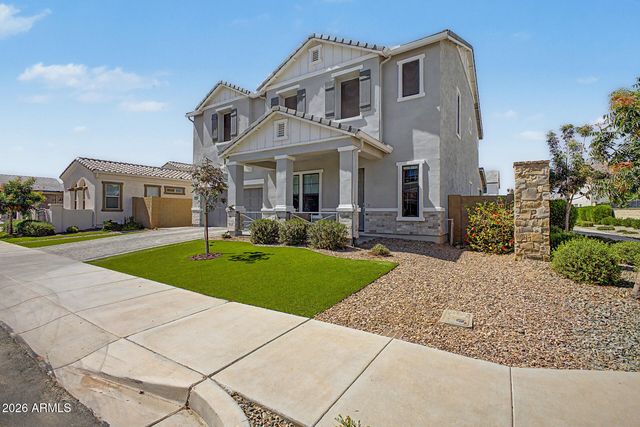 2296 E CANARY Drive, Gilbert, AZ 85297