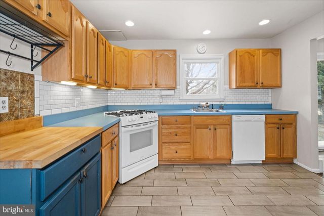 166 COLLINS AVE, Smyrna, DE 19977