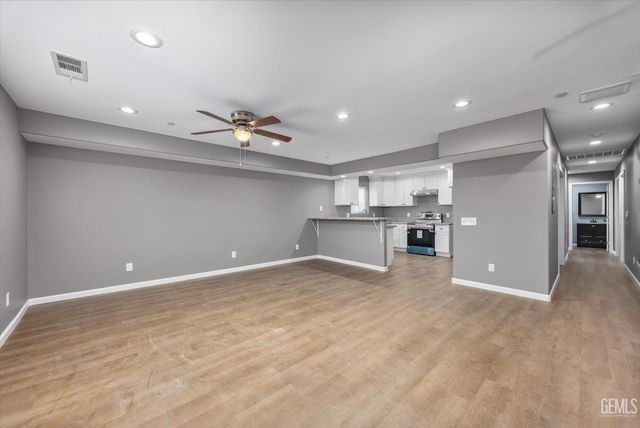 2118 Miller Street, Bakersfield, CA 93305