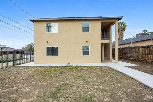 2118 Miller Street, Bakersfield, CA 93305