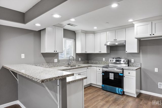 2118 Miller Street, Bakersfield, CA 93305