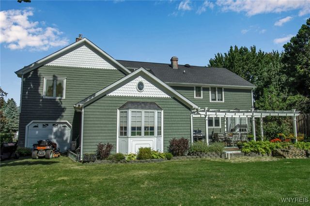 80 Rolling Green Lane, Elma, NY 14059