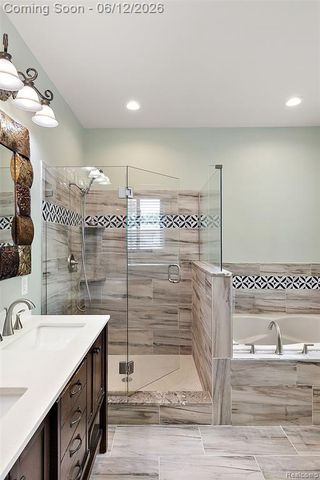 1820 Crimson Ridge Drive, Commerce Twp, MI 48390