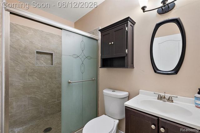 1820 Crimson Ridge Drive, Commerce Twp, MI 48390