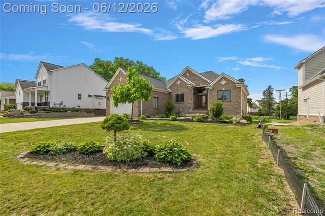 1820 Crimson Ridge Drive, Commerce Twp, MI 48390