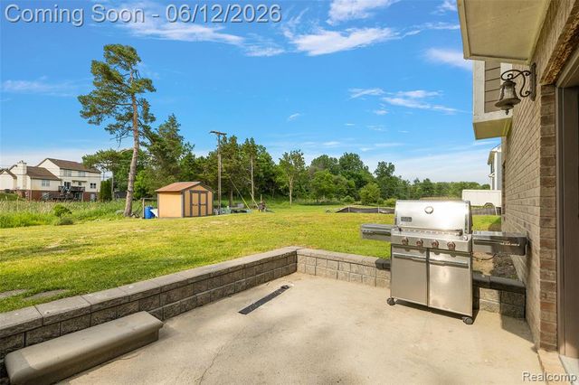 1820 Crimson Ridge Drive, Commerce Twp, MI 48390