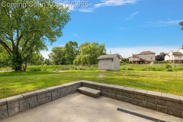 1820 Crimson Ridge Drive, Commerce Twp, MI 48390