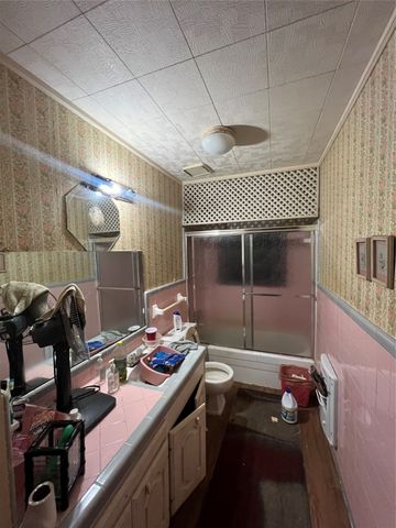 4446 Preston Circle, Cockrell Hill, TX 75211