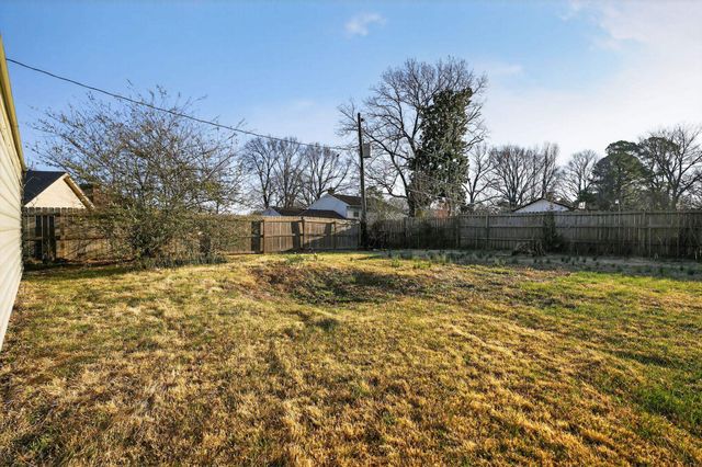 1404 OLD HICKORY RD, Memphis, TN 38116