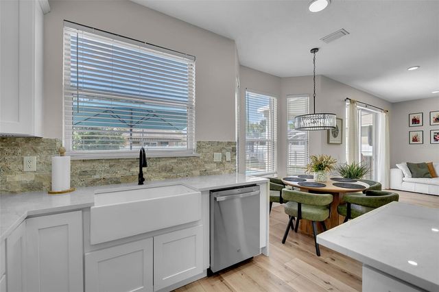 1250 LORETTO CIRCLE, Odessa, FL 33556