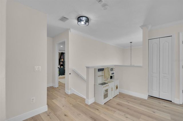 1250 LORETTO CIRCLE, Odessa, FL 33556