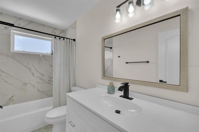 1250 LORETTO CIRCLE, Odessa, FL 33556