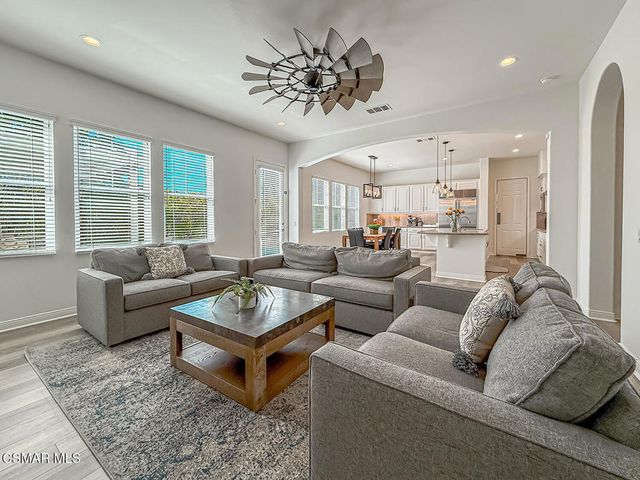 5142 Via El Molino, Thousand Oaks, CA 91320