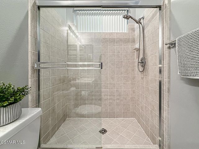 5142 Via El Molino, Thousand Oaks, CA 91320