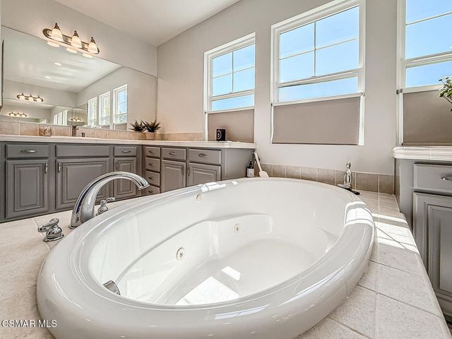 5142 Via El Molino, Thousand Oaks, CA 91320