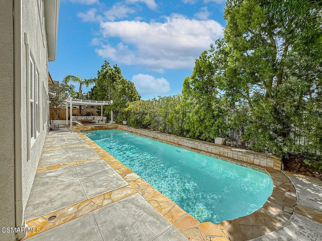 5142 Via El Molino, Thousand Oaks, CA 91320