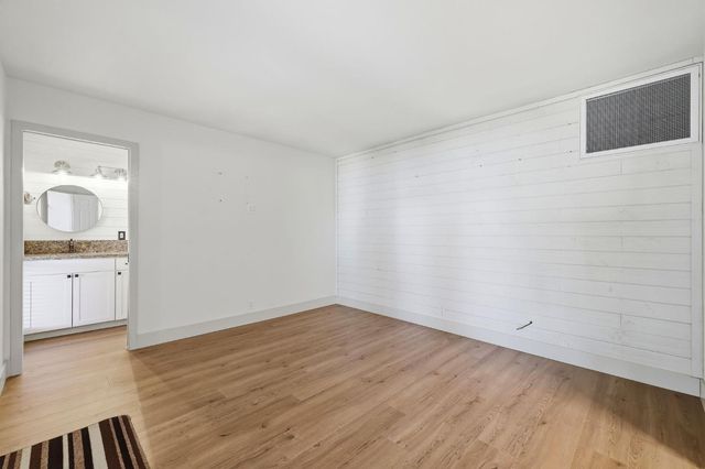 3073 Cambridge Rd, Cameron Park, CA 95682