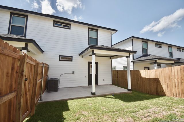 8407 Via Pisa, San Antonio, TX 78227