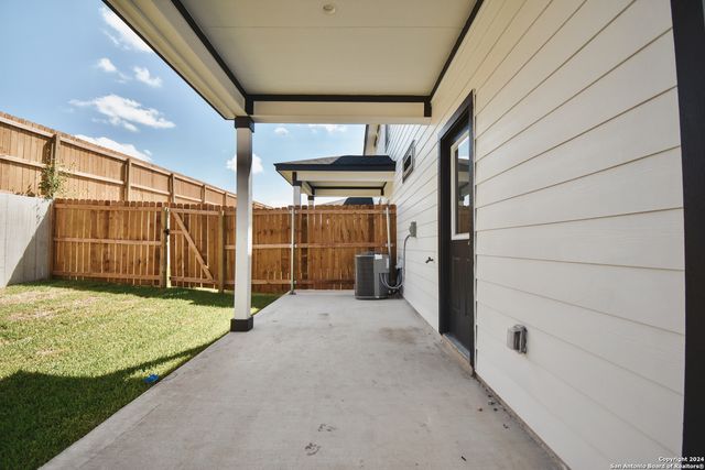 8407 Via Pisa, San Antonio, TX 78227