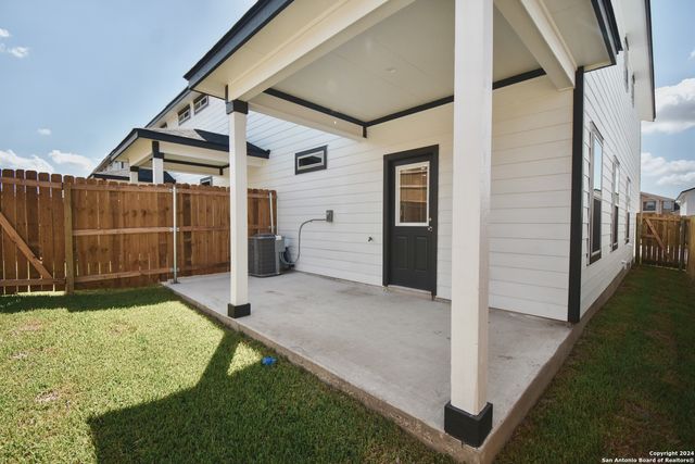 8407 Via Pisa, San Antonio, TX 78227