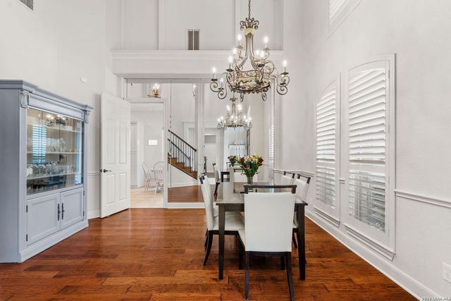 1017 Garraty, Terrell Hills, TX 78209