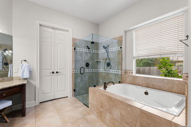 1017 Garraty, Terrell Hills, TX 78209