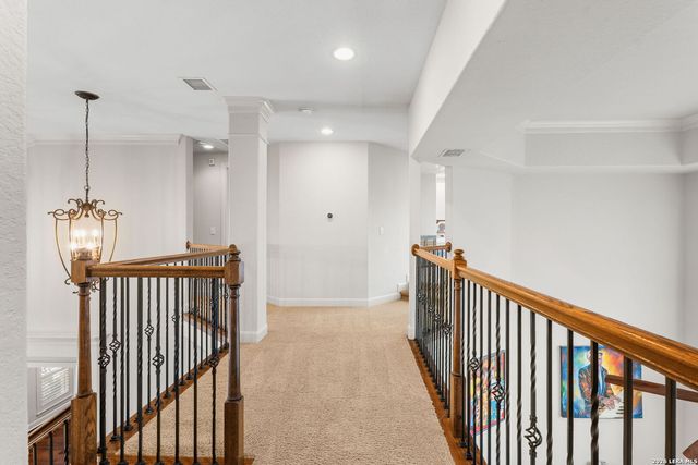 1017 Garraty, Terrell Hills, TX 78209