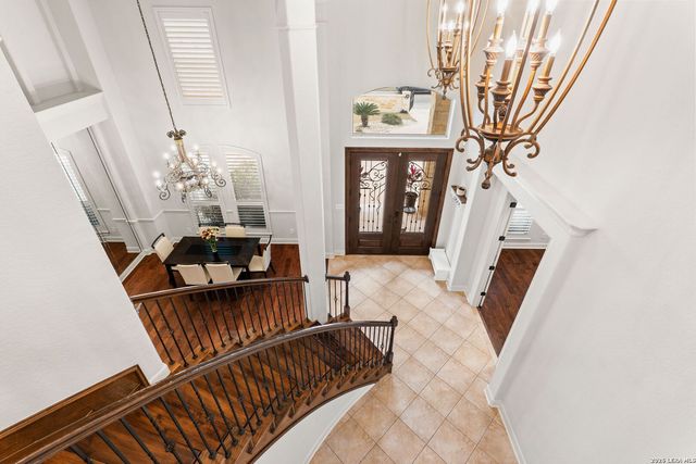 1017 Garraty, Terrell Hills, TX 78209