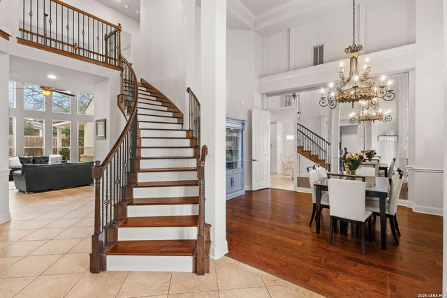 1017 Garraty, Terrell Hills, TX 78209