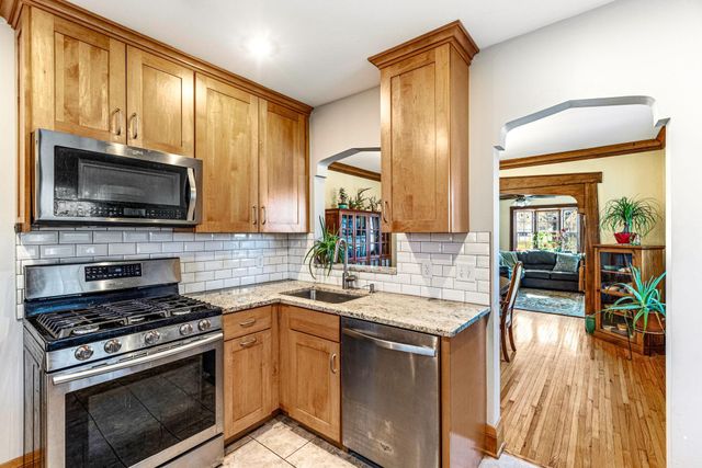 3654 Xerxes Avenue N, Minneapolis, MN 55412