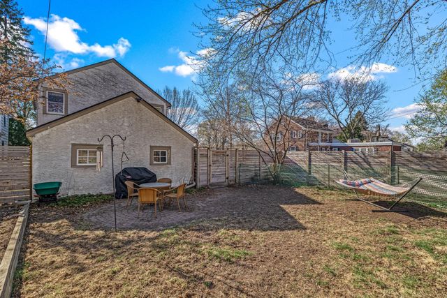 3654 Xerxes Avenue N, Minneapolis, MN 55412