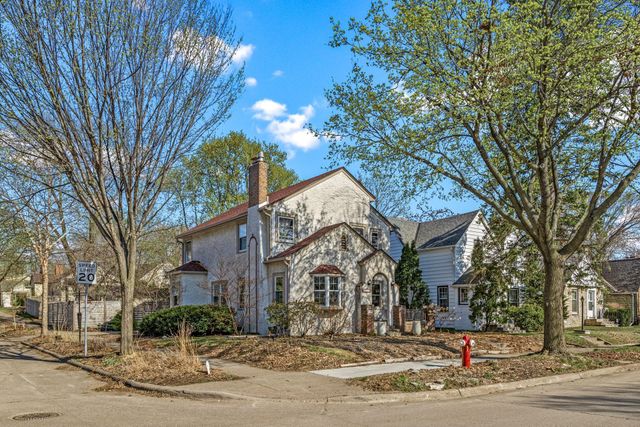 3654 Xerxes Avenue N, Minneapolis, MN 55412