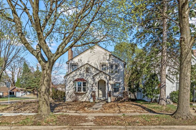 3654 Xerxes Avenue N, Minneapolis, MN 55412