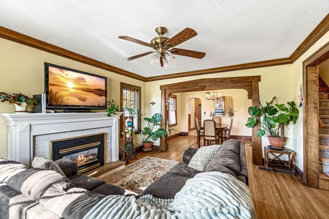 3654 Xerxes Avenue N, Minneapolis, MN 55412