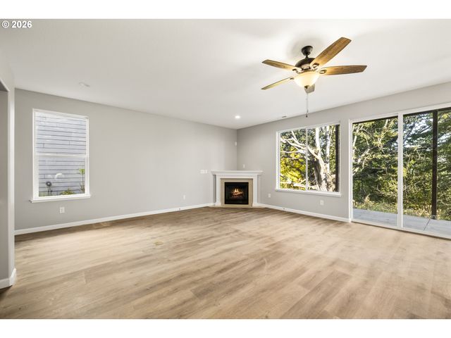 21843 Ne HEARTWOOD Cir, Fairview, OR 97024