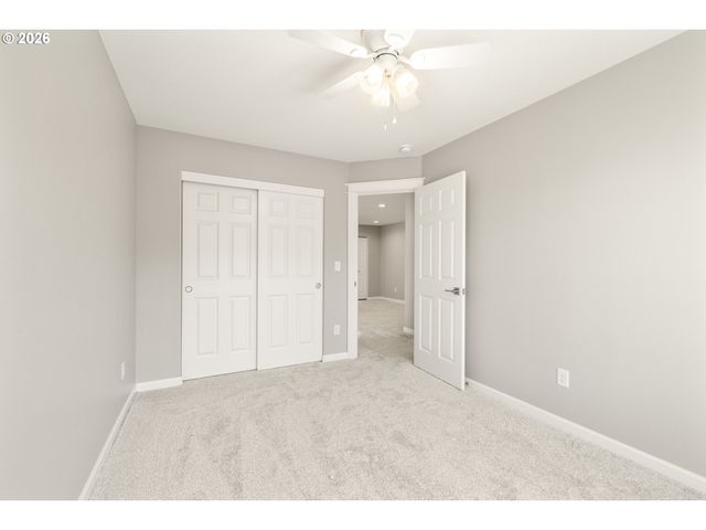 21843 Ne HEARTWOOD Cir, Fairview, OR 97024