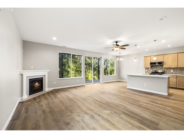 21843 Ne HEARTWOOD Cir, Fairview, OR 97024