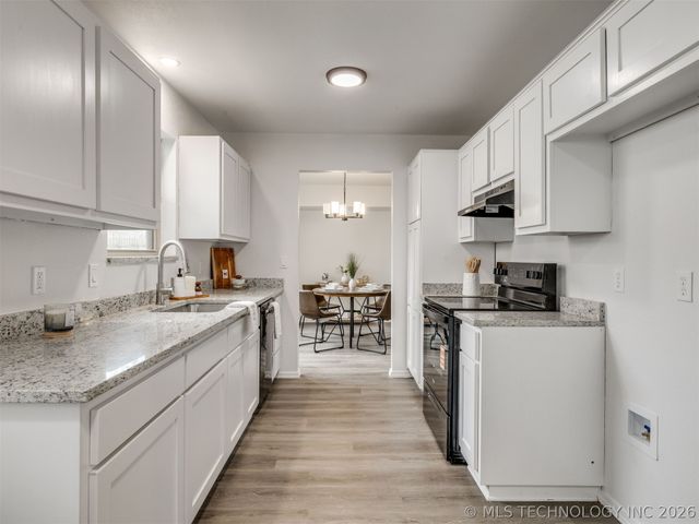 3351 S 143rd East Avenue, Tulsa, OK 74134