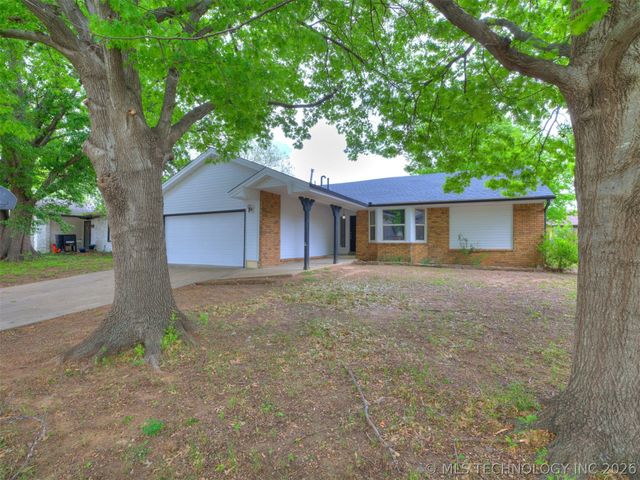 3351 S 143rd East Avenue, Tulsa, OK 74134