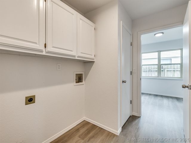 3351 S 143rd East Avenue, Tulsa, OK 74134